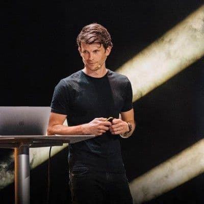 James King — Chief Executive Officer (CEO), Co-Founder, Flows