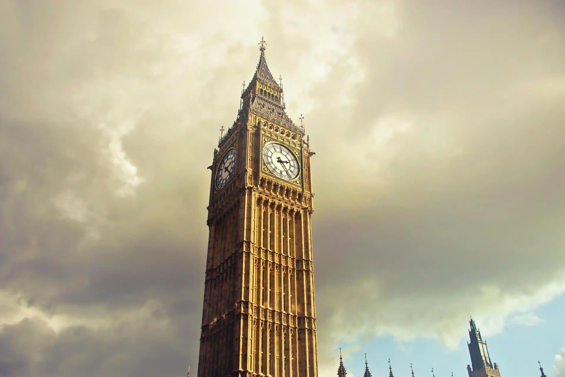 La Gambling Commission convoca un director ejecutivo permanente con salario de c. £190,000