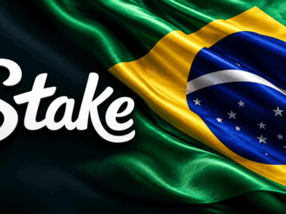 Court gavel and a browser window showing stake.bet.br representing a judicial injunction preserving a betting licence in Brazil