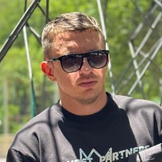 Alexander Marchenko — Chief Executive Officer (CEO), Dominance