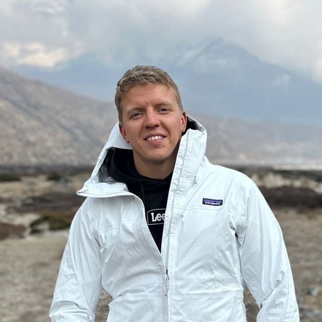 Denis Kharlamov — Owner, XLeads