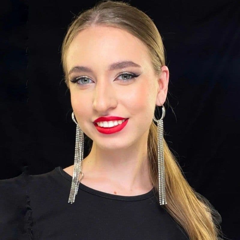 Kateryna Krasnoruzheva — Middle HR People Partner, NDA