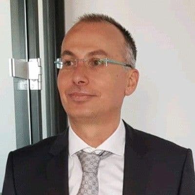 Shimon Akad — Chief Operating Officer (COO), COO в Playtech