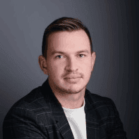 Aleksander Bobrov — Co-Founder, Chief Executive Officer (CEO), Colibrix