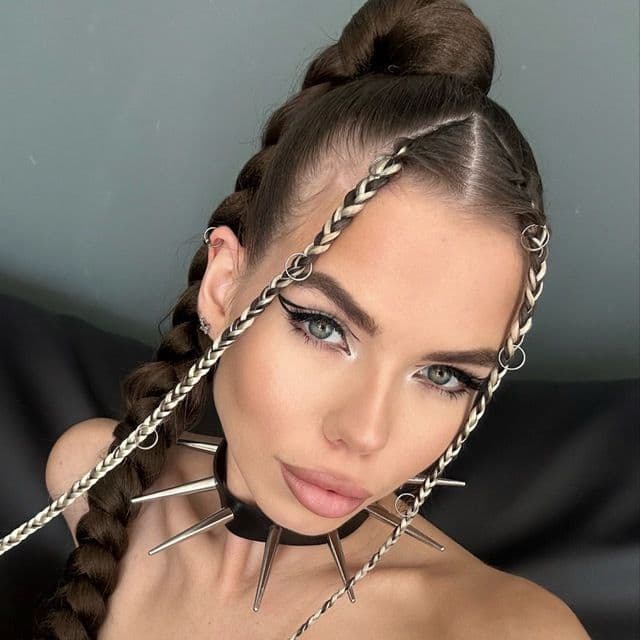 Arina Mantrova