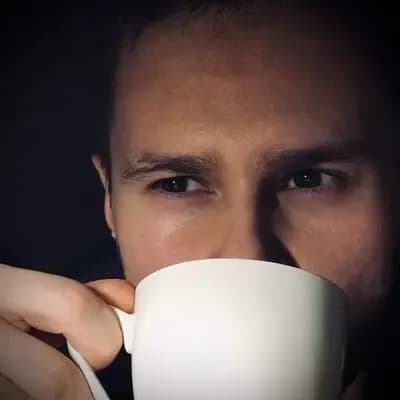 Ed V. — Senior Affiliate Manager, Maxrev