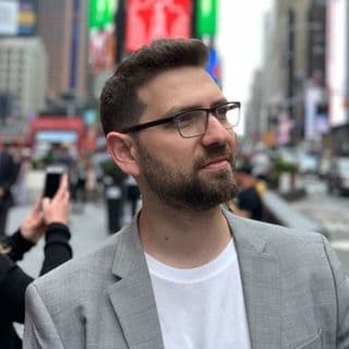 Eli Desatnik — Co-Founder, Pushub