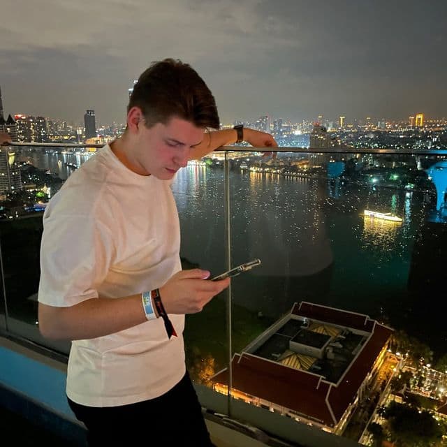 Maxim Naumenko — Chief Business Development Officer (CBDO), LEGENDS