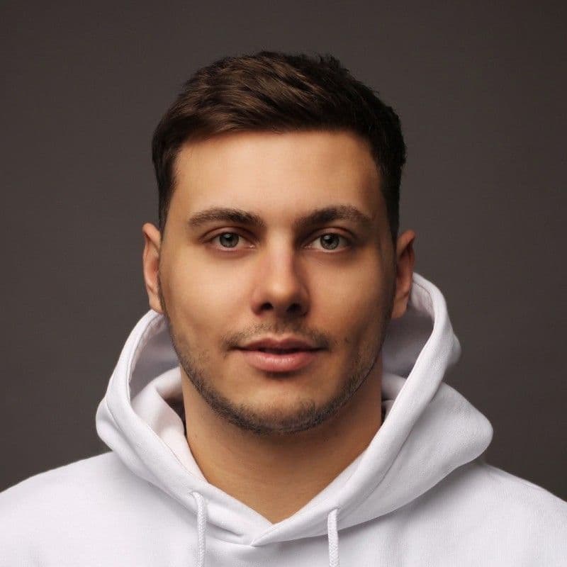 Pavel Beinia — Chief Executive Officer (CEO) & Founder, Famesters